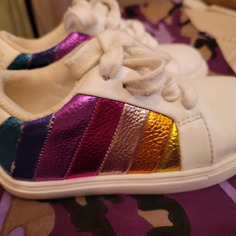 KURT GEIGER LONDON Colorful Striped Kids Sneakers - Picture 8 of 8
